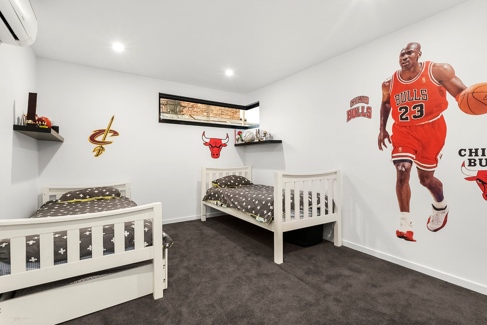 Design ideas for a contemporary kids' bedroom for kids 4-10 years old and boys in Melbourne.