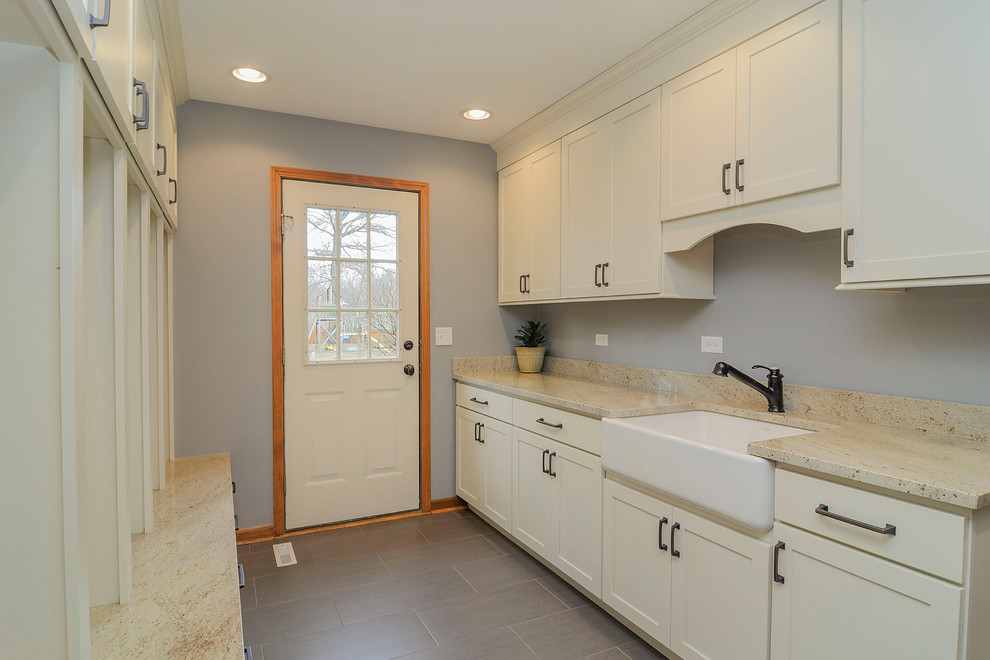 Photo of a transitional laundry room in Nashville.