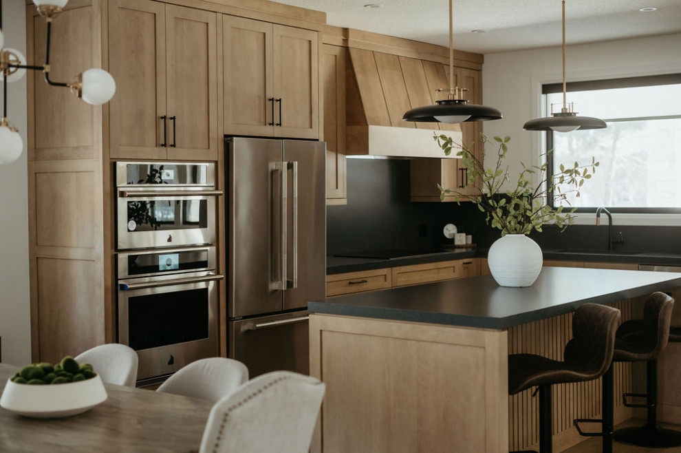 Kitchen - kitchen idea in Toronto