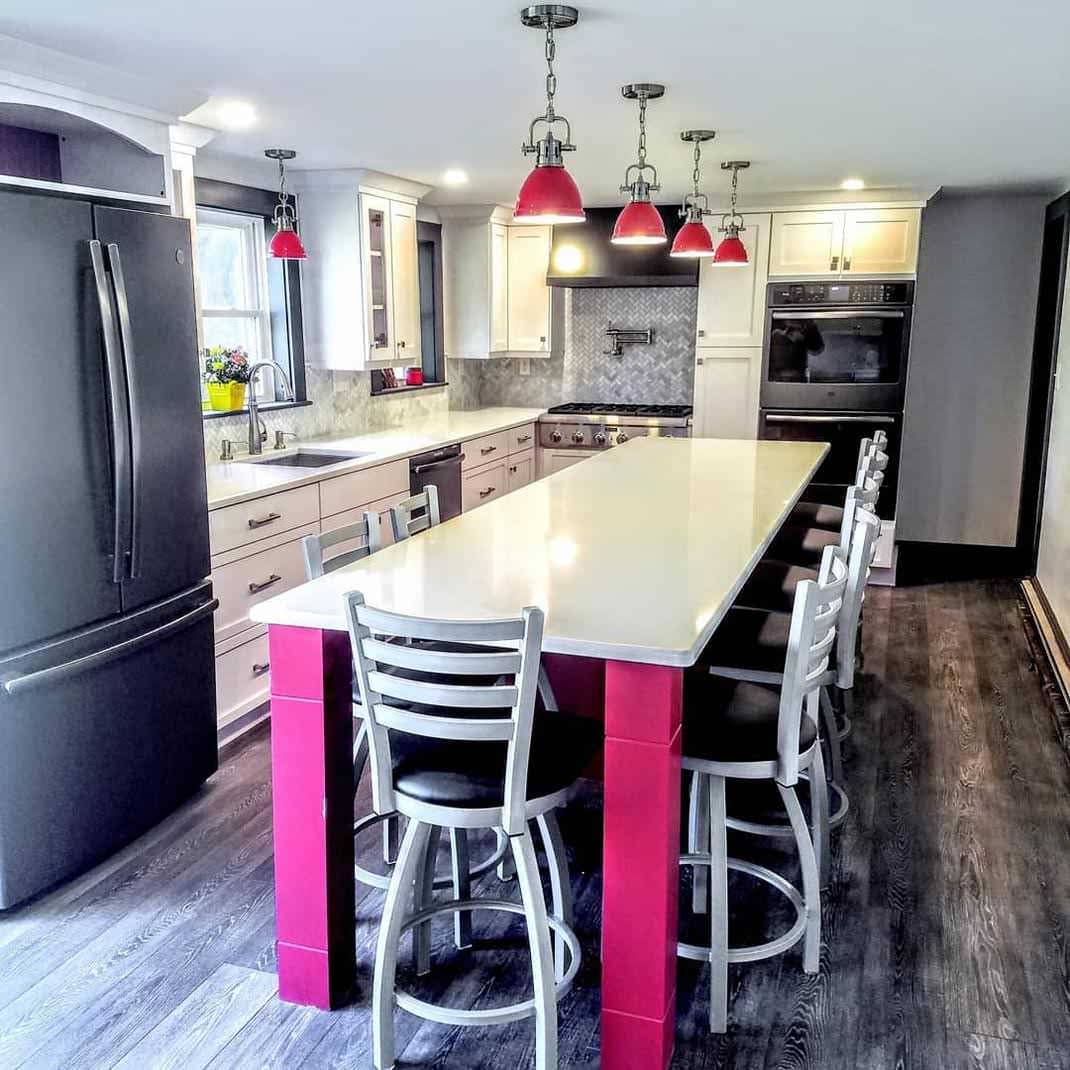 Pop of Color Kitchen