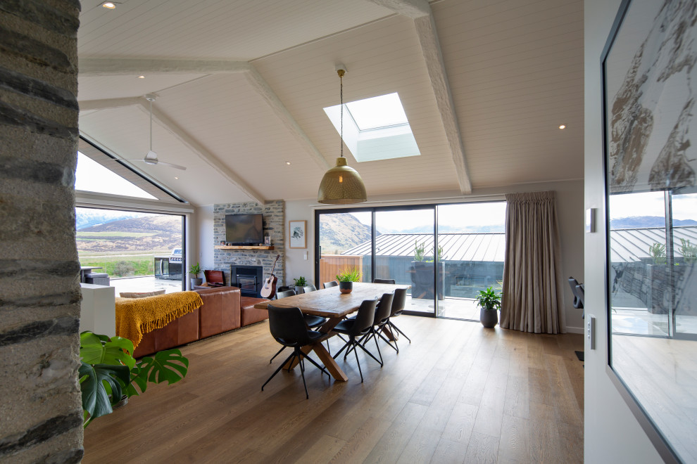 Design ideas for a contemporary family room in Dunedin.