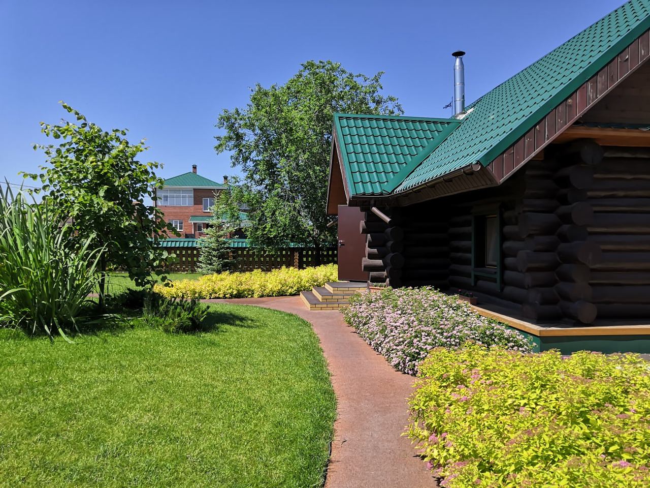 Фитопластика на общественной территории