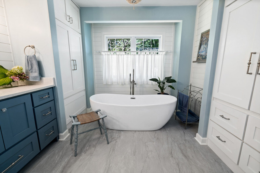 Green View Master Bath