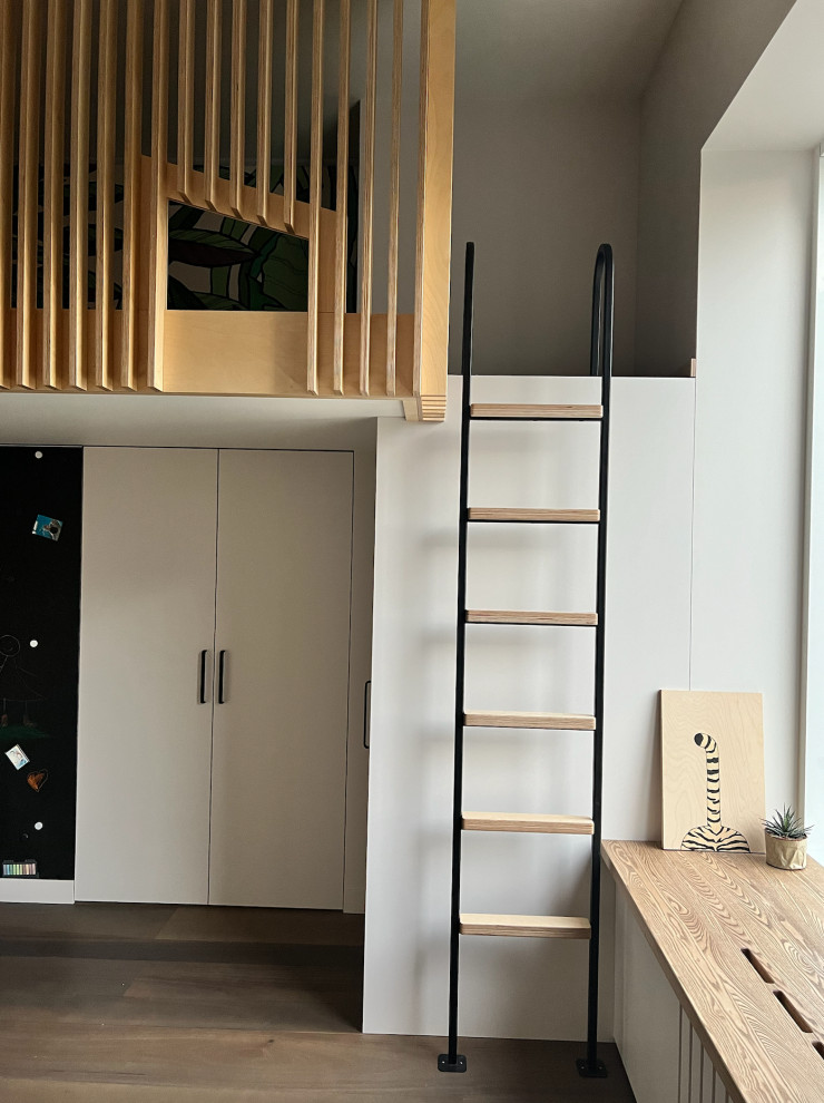 Игровая комната со скалодромом