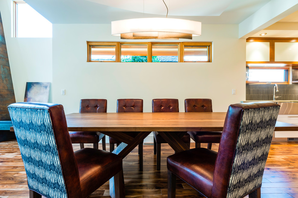 Inspiration for a rustic dining room remodel in Vancouver