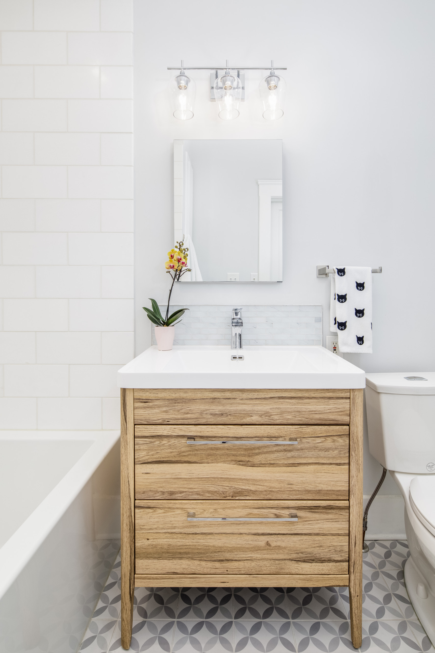 Penn Ave Fresh Full Bath Remodel