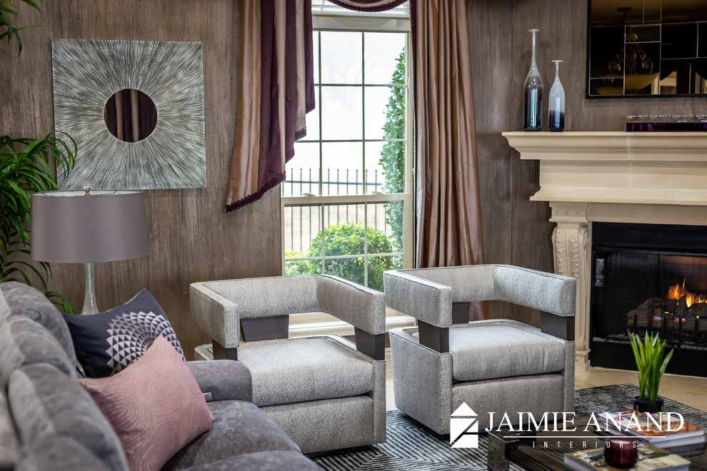 Inspiration for a transitional home design remodel in Austin