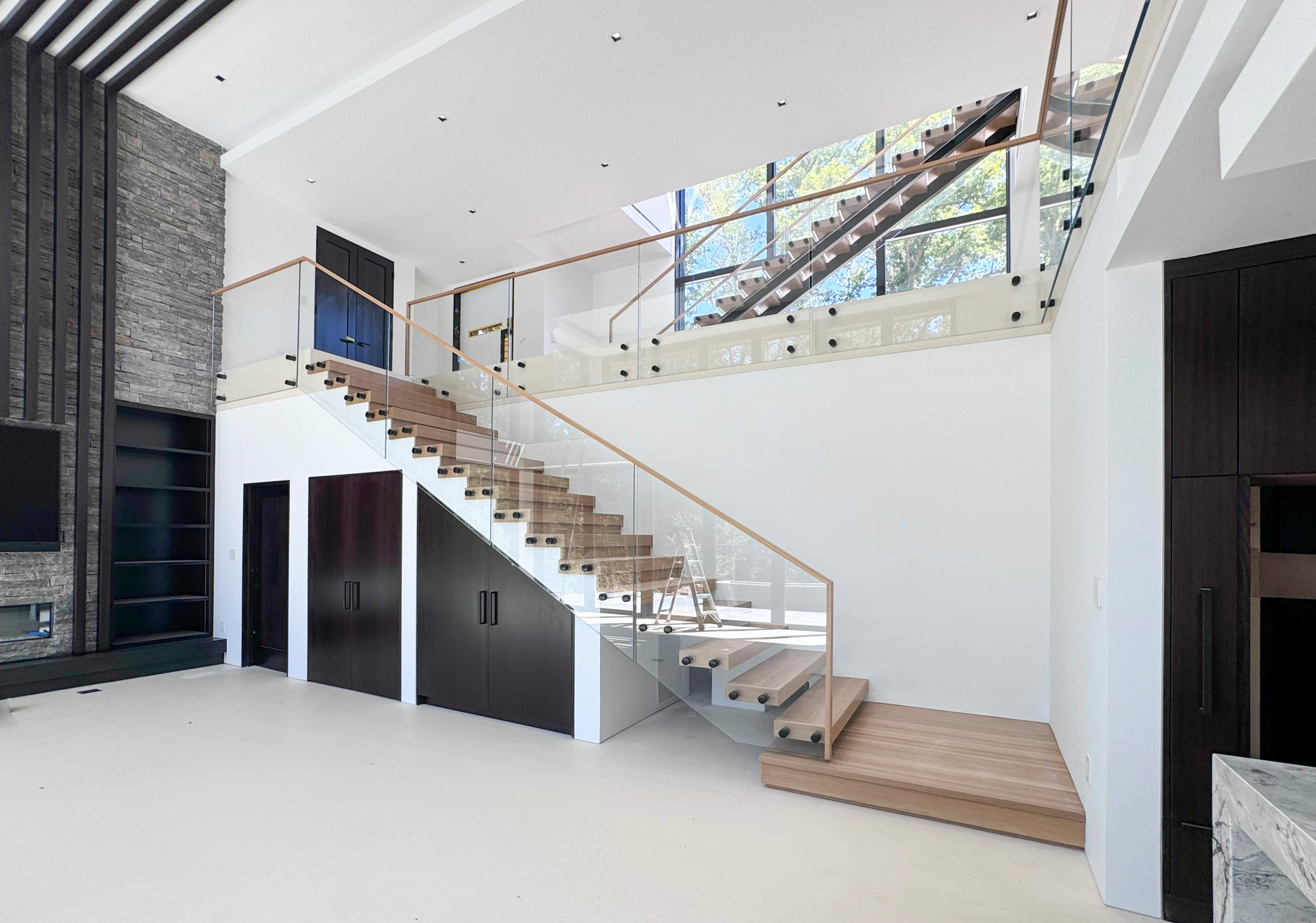 126_Visually Open and Light Contemporary Staircase, Mclean, VA 22102