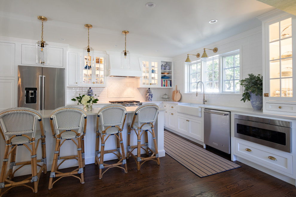 Transitional kitchen photo in Baltimore