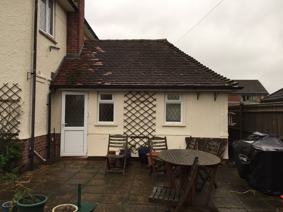 Single storey side extension with corner bi fold doors