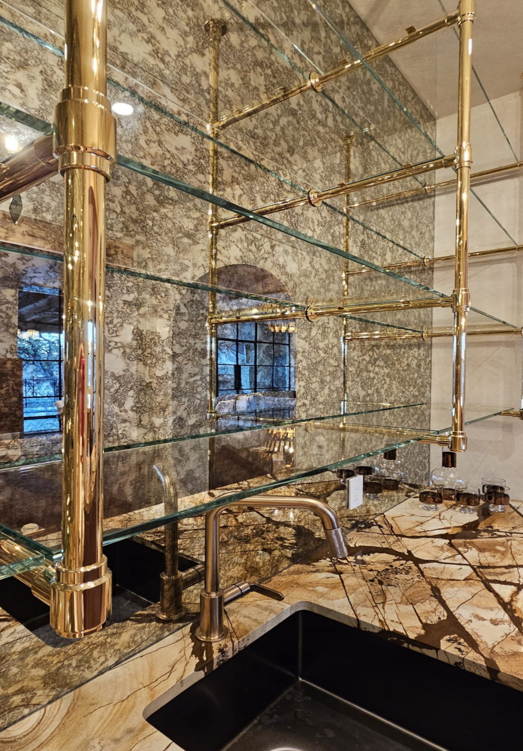 ANTIQUE MIRRORS