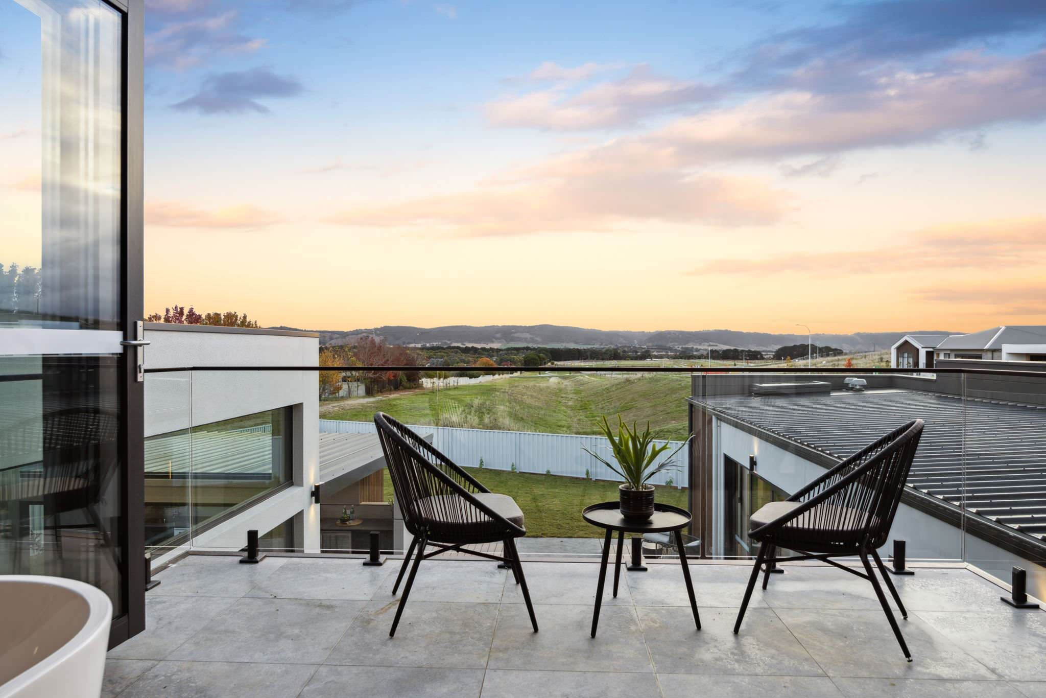 BUNGENDORE DISPLAY HOME