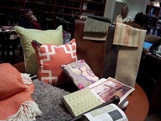 Inspiration for a transitional home design remodel in Chicago