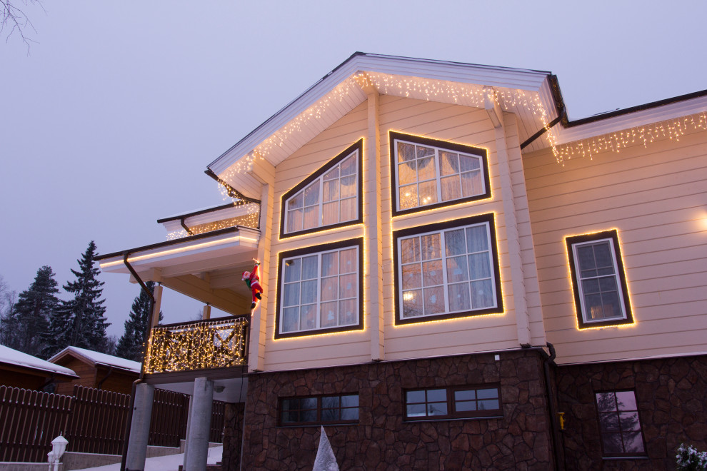 Дом из кирпича в Охтинском парке