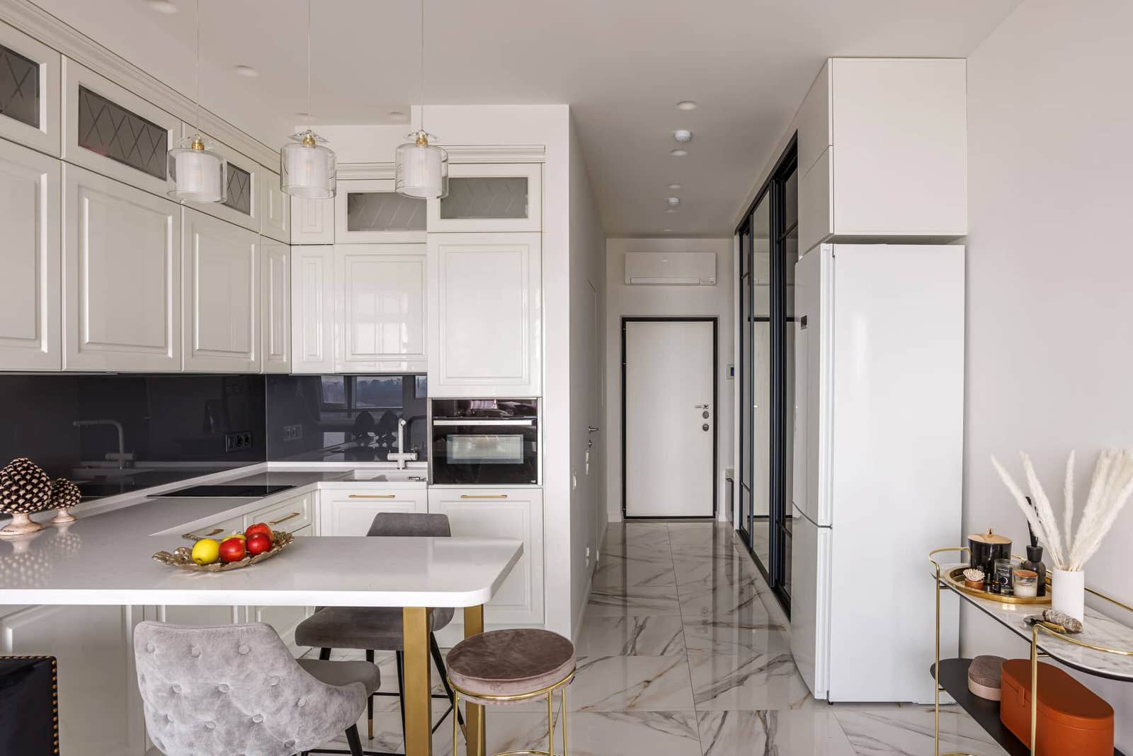 Дизайн и ремонт квартиры в ЖК «Хедлайнер» — Высокая мода