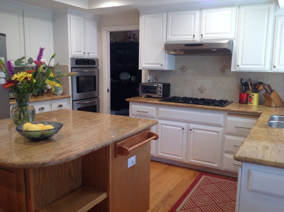 What color should our kitchen island be?