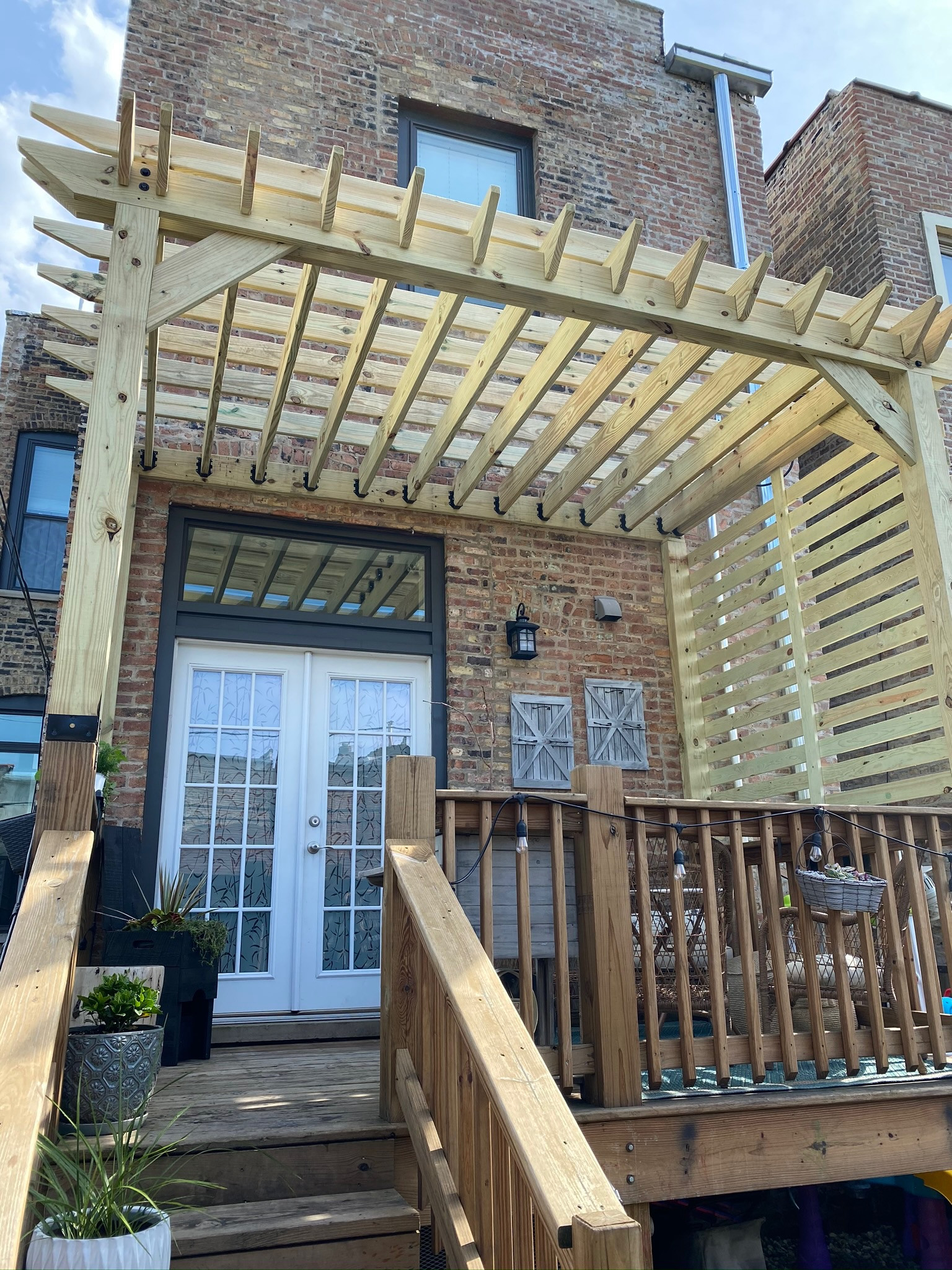 Bronzeville//Hydepark patio