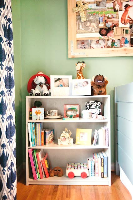 Inspiration for a contemporary kids' room in Birmingham.