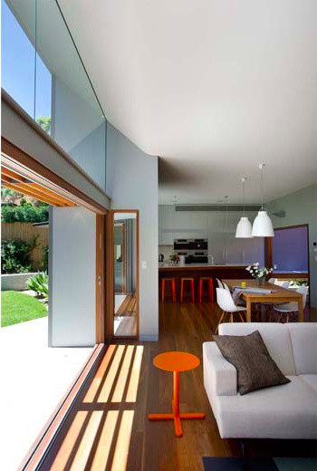 Photo of a contemporary living room in Sydney.