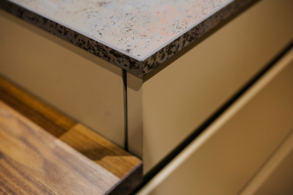 Кухня в пряных тонах