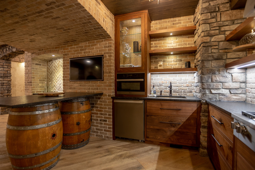 Home design - rustic home design idea in Columbus