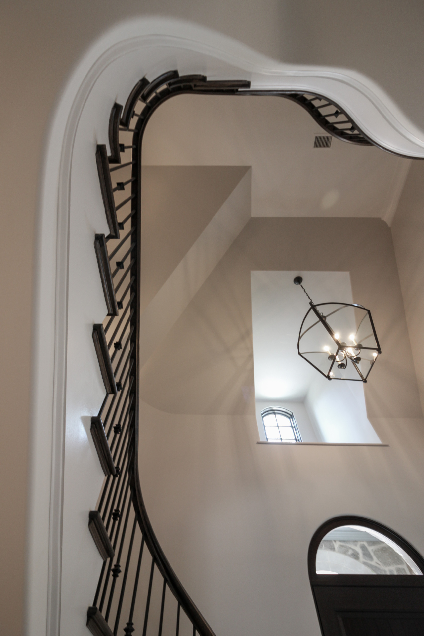86_ Gorgeous Floating Curved Staircase, McLean VA 22066