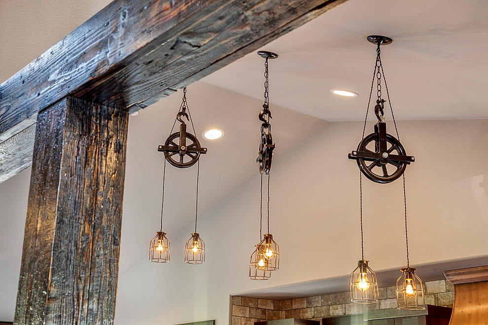 Kitchen - rustic kitchen idea in Seattle