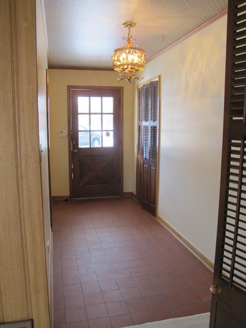 Inspiration for a transitional home design remodel in Denver