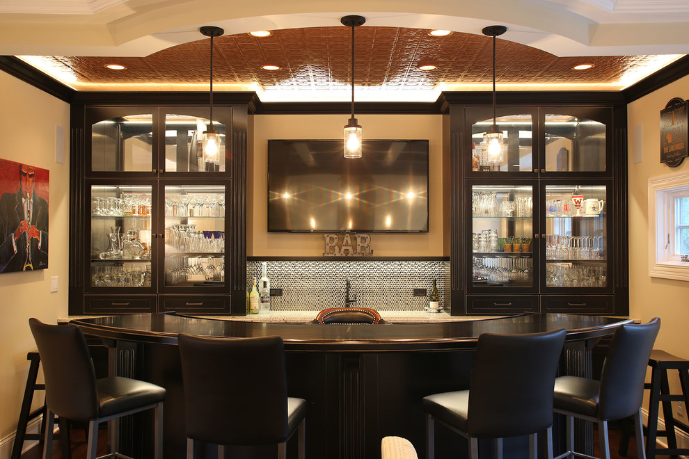Design ideas for a home bar in Milwaukee.