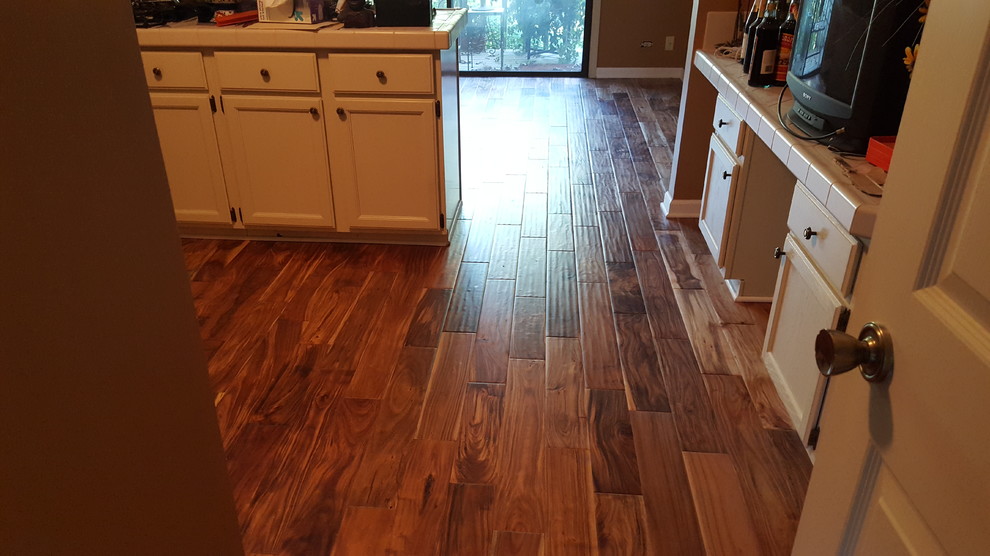Acacia Hardwood, Tobacco red ( nailed and strip glued)