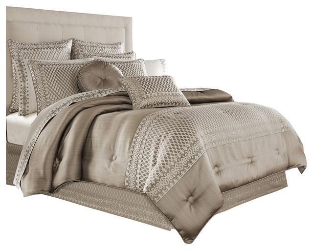 Five Queens Court Beaumont 4 Piece Jacquard Queen Comforter Set