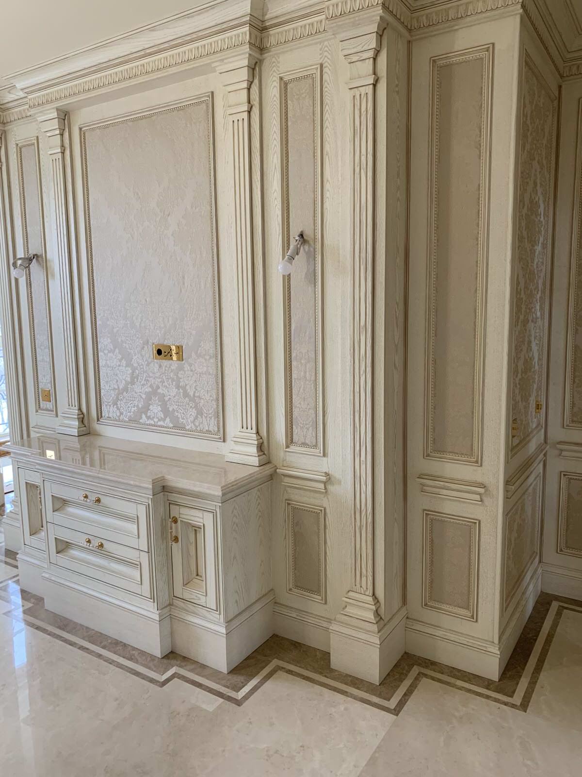 Деревянный интерьер квартиры