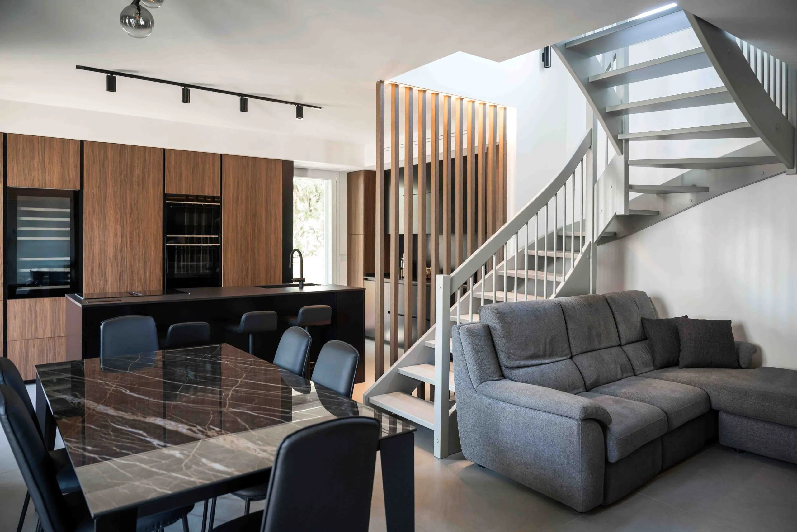 Casa F - Progettazione d'interni e arredamento