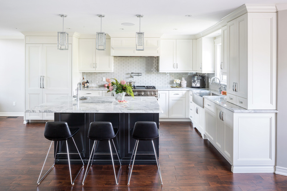 Inspiration for a transitional kitchen remodel in Toronto