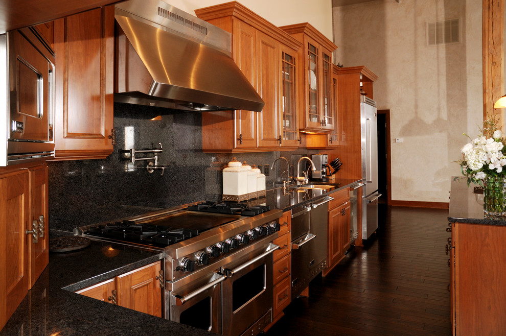 Bazey kitchen