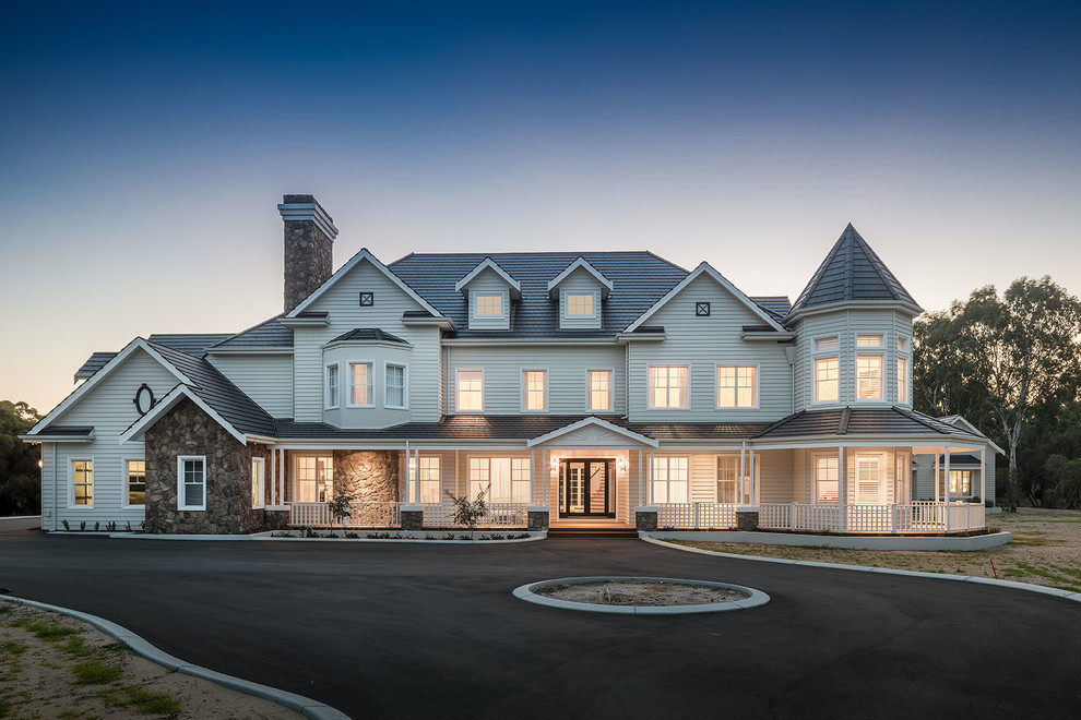 Design ideas for a victorian exterior in Perth.
