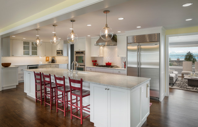 Dyna Kitchens contemporary-kitchen
