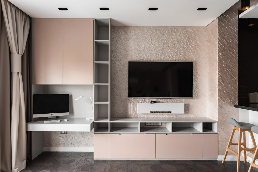 Проект с яркой детской комнатой