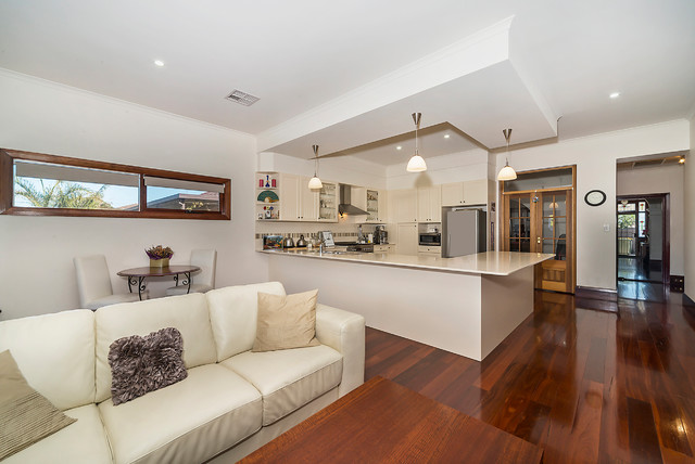 Largs Bay modern-kueche