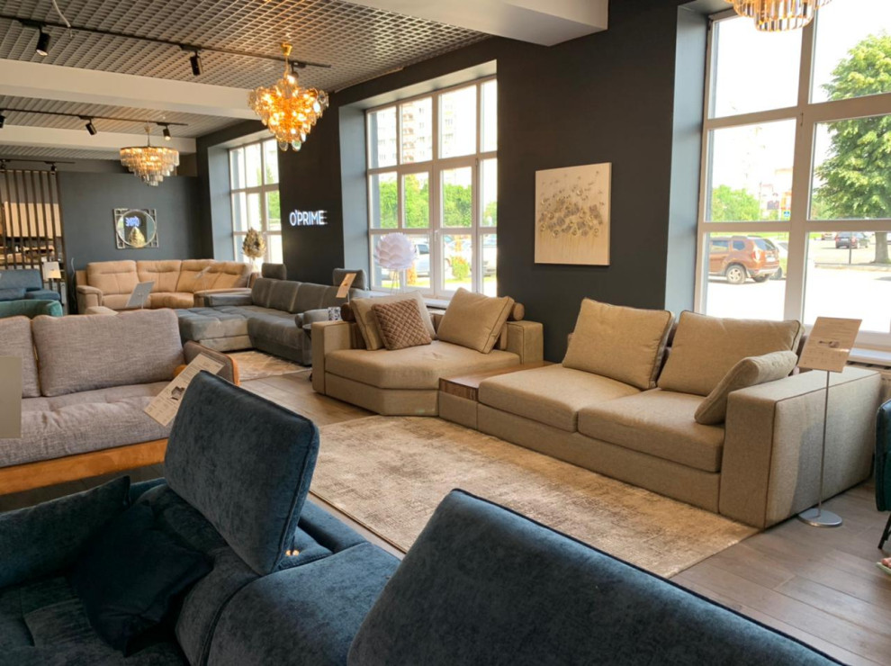 Интерьер магазина мебели