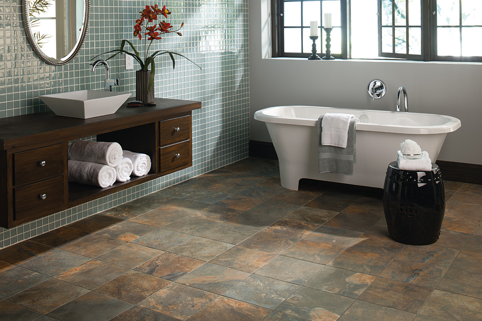 Example of a transitional bathroom design in Phoenix