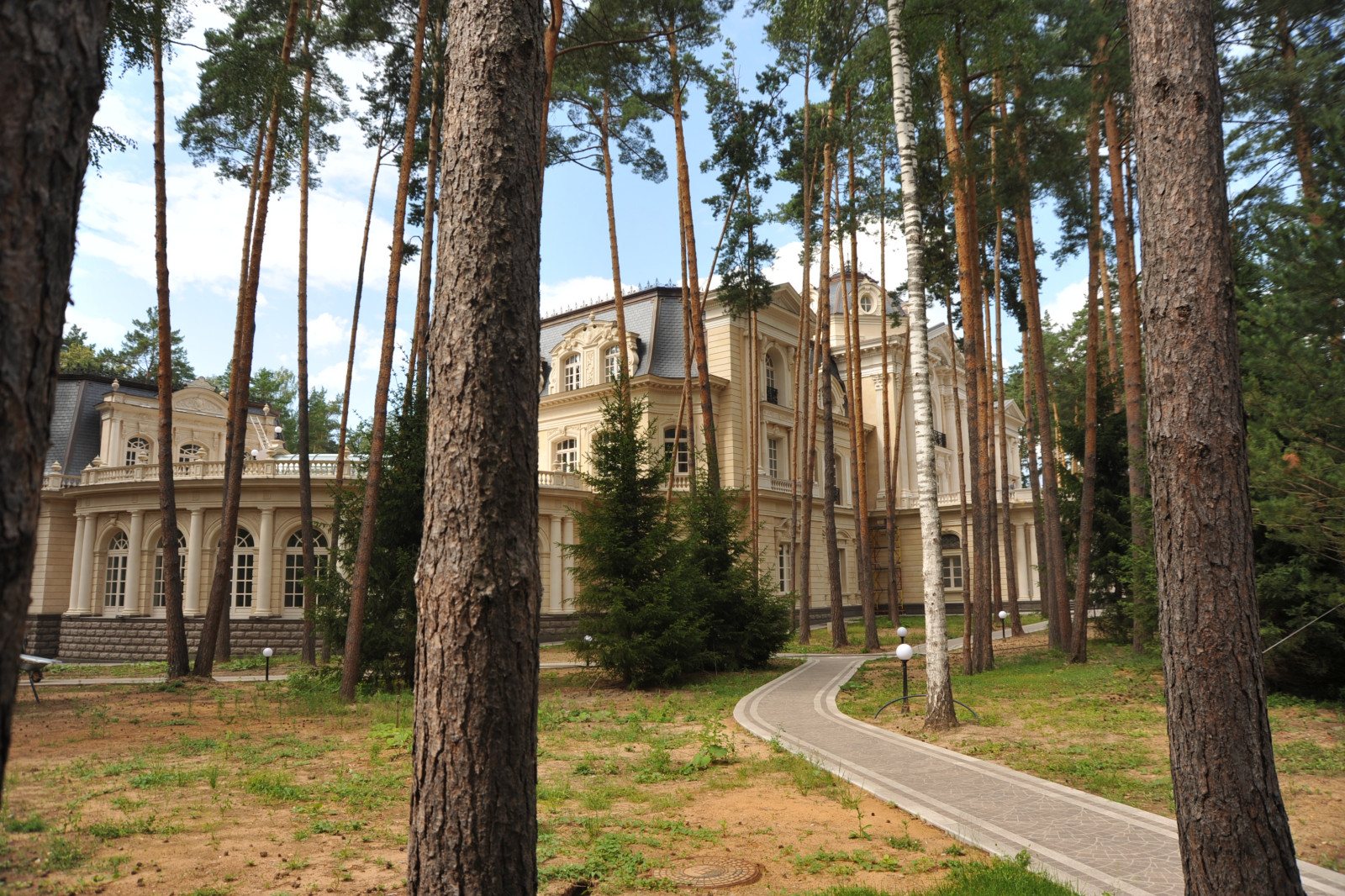 Шато Бургундия