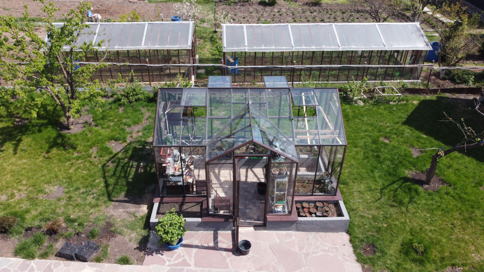 Т-образная теплица