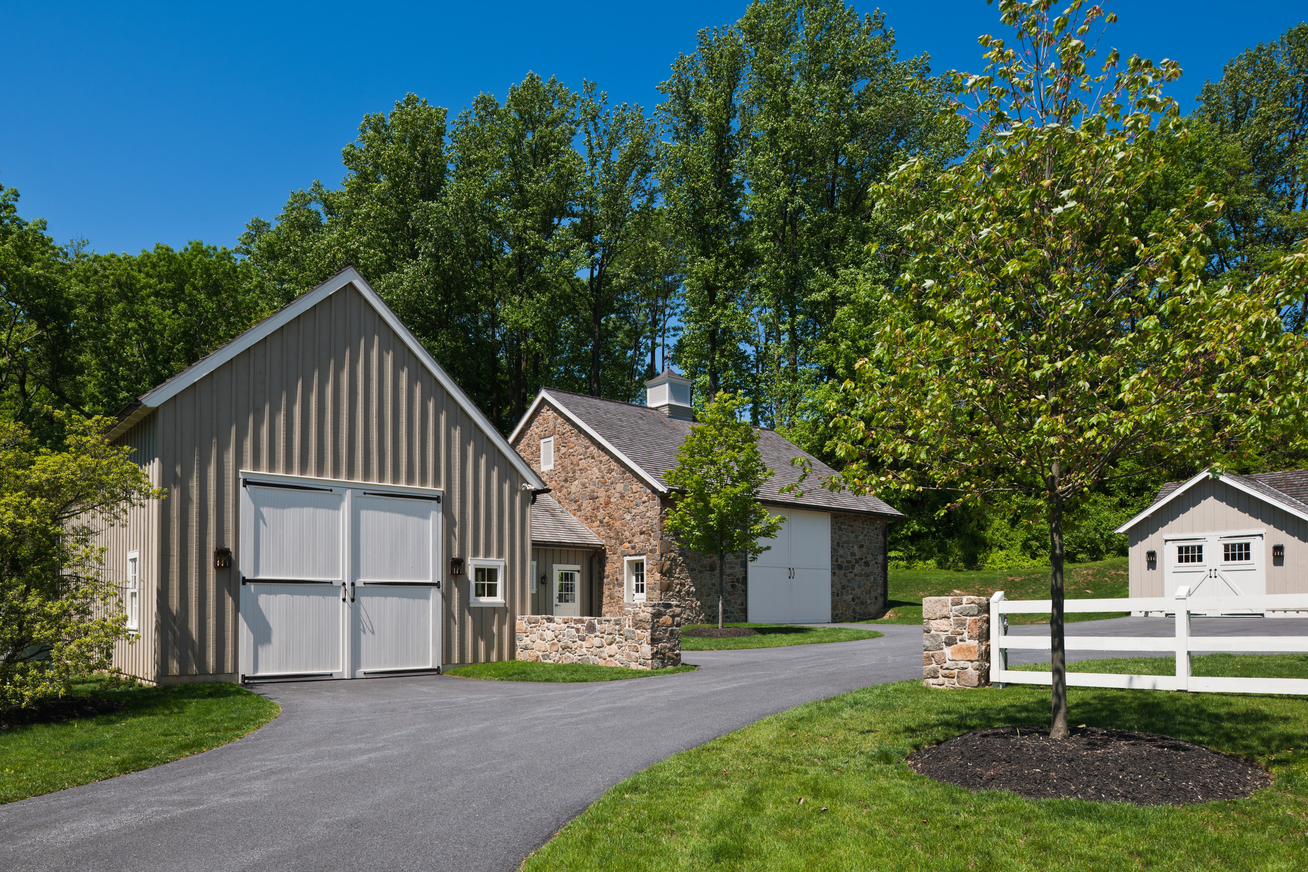 Carriage Houses & Garages in PA, MA, CT