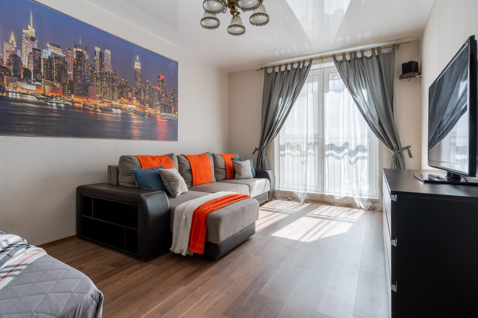 Подготовка объекта на Кременчугской для посуточной аренды