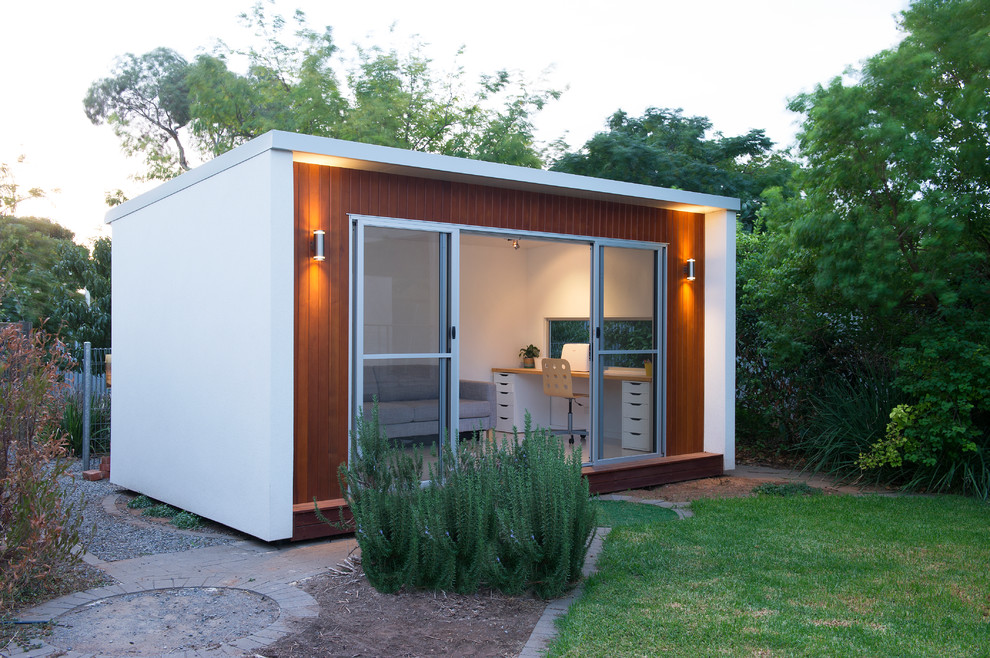 Small contemporary detached granny flat in Adelaide.