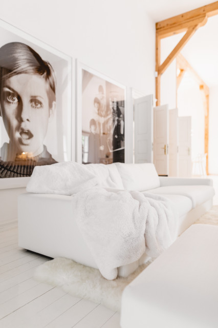 Sofa und Teppich Lena Terlutter family-room