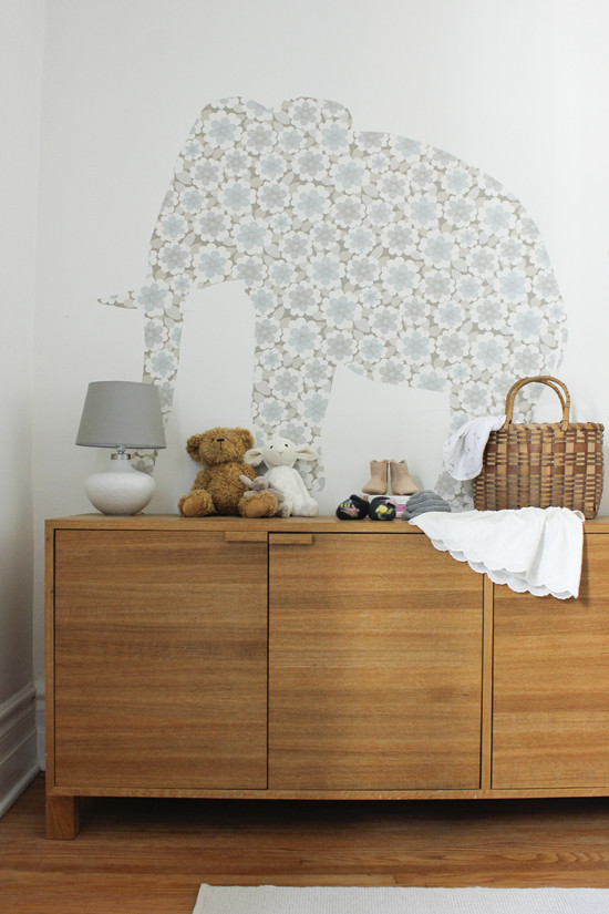 Inspiration for a contemporary kids' room in Toronto.