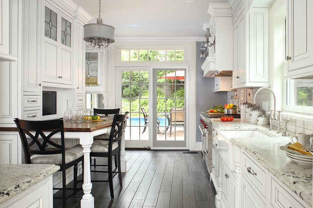 Ridgewood traditional-kitchen