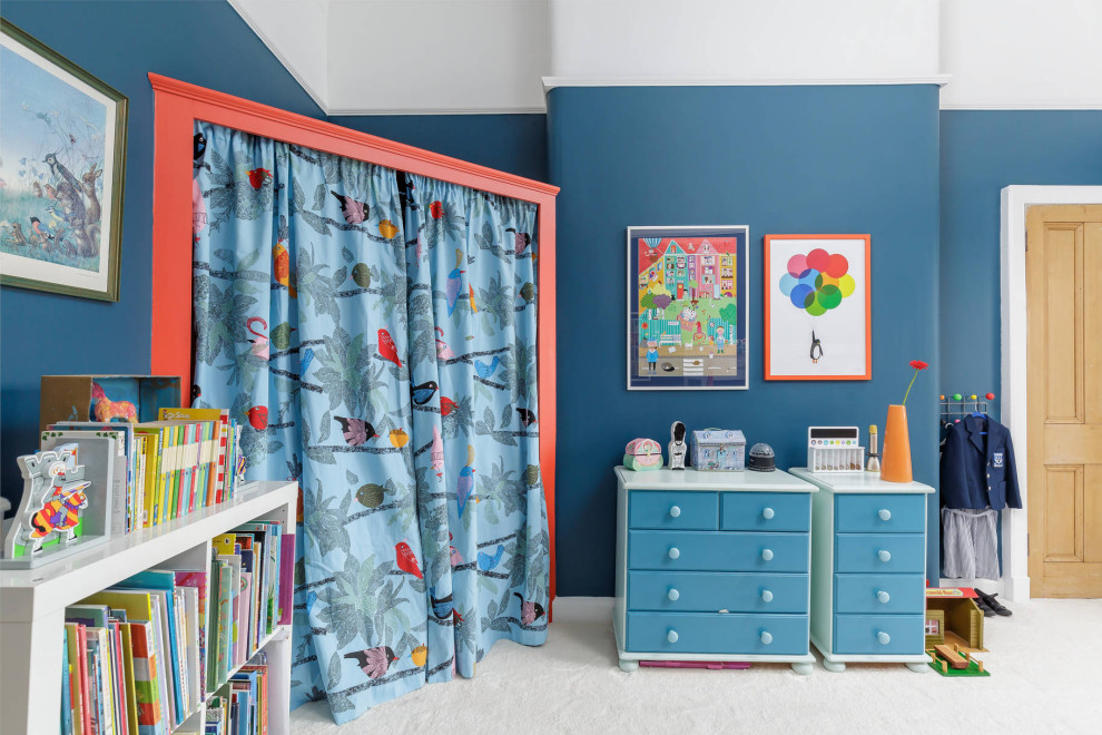 This is an example of a contemporary kids' room in Edinburgh.